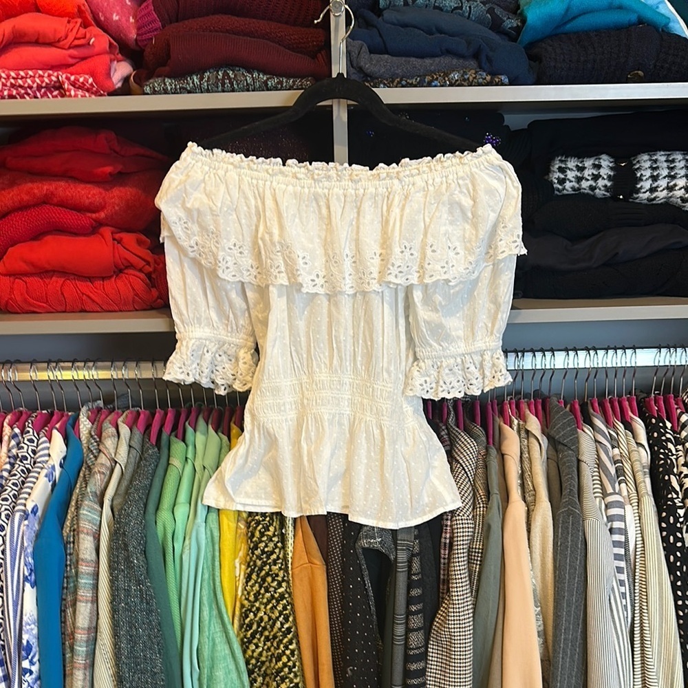 Universal Thread white eyelet/swiss dot off the shoulder top size XS